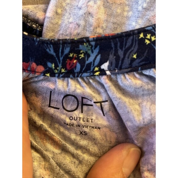 Loft Womens Blouse Sz XS Floral Trim Popover Mid Button Sleeveless Botanical - Picture 10 of 13